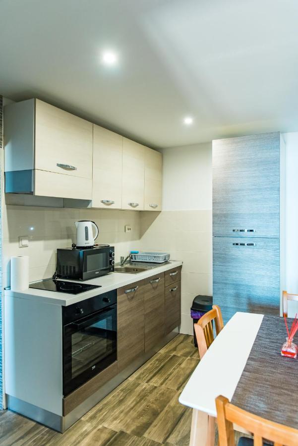 Apartamento Ella Lukovo Šugarje Exterior foto