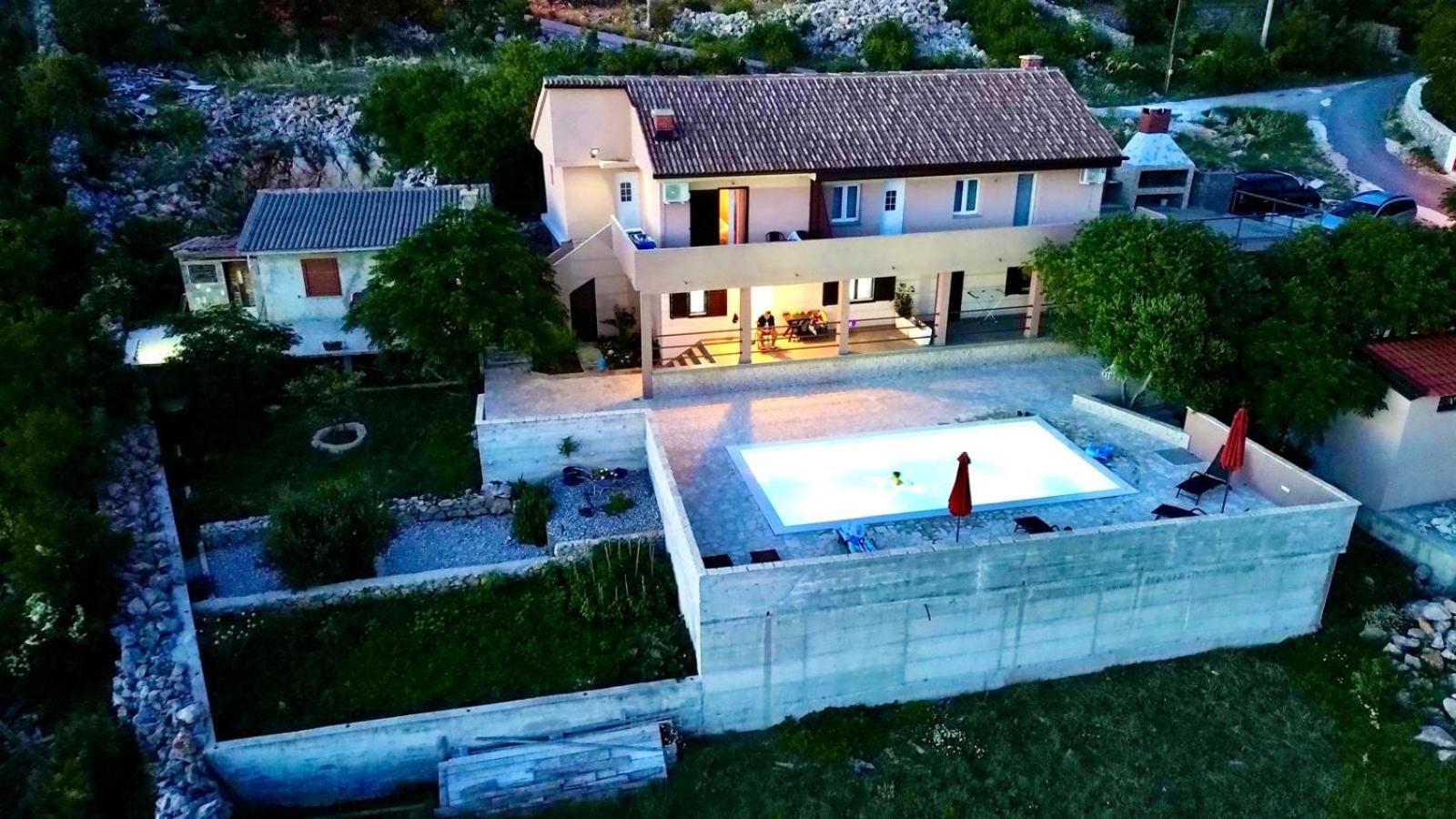 Apartamento Ella Lukovo Šugarje Exterior foto